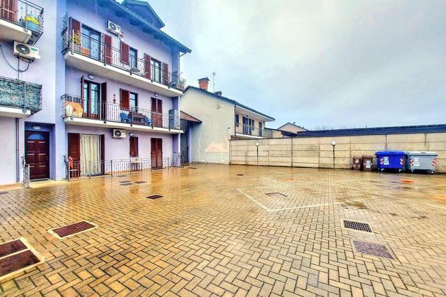 Garage in vendita
