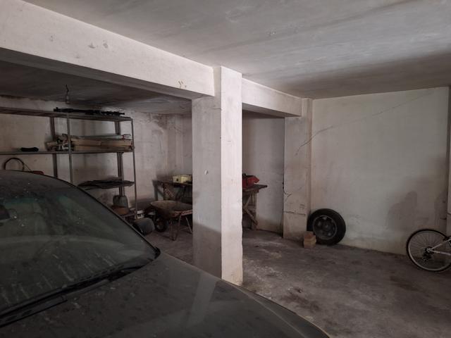 Garage in vendita