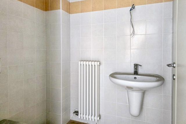 #2536110 Negozio (sub 10) in edificio polifunzionale in vendita - foto 4