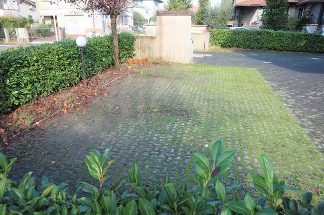 Posti auto in vendita