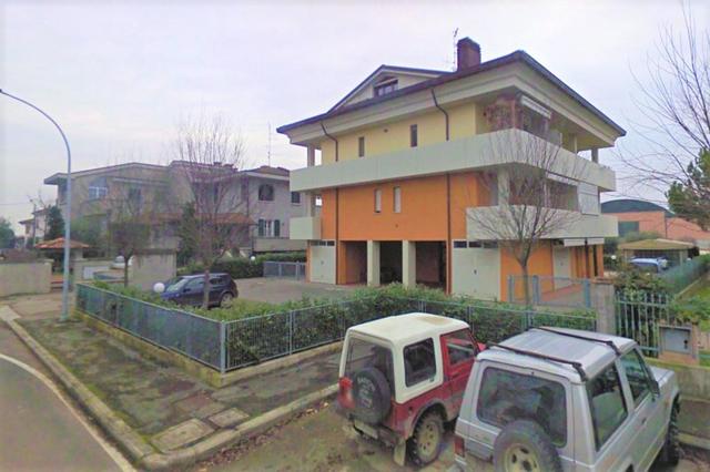 Posti auto in vendita