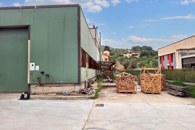 #23747 Capannone industriale con appartamento custode in vendita - foto 18