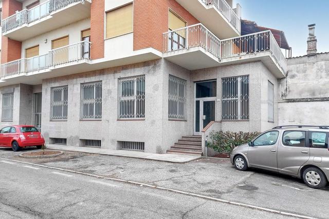 Studi privati in vendita