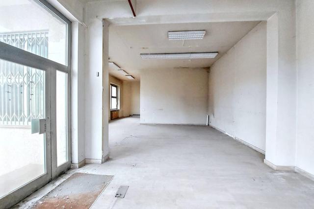 Studi privati in vendita