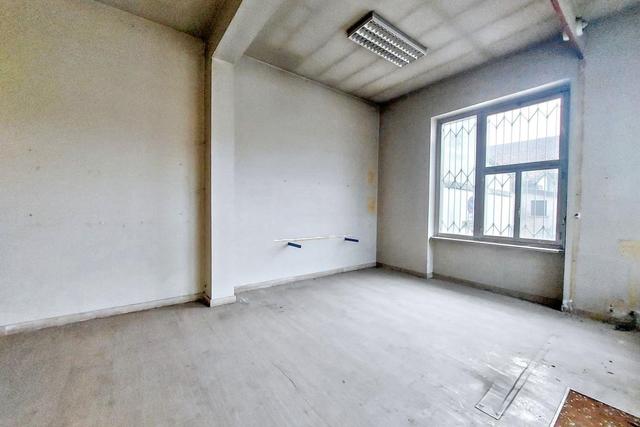 Studi privati in vendita