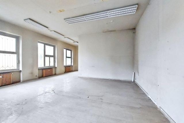 Studi privati in vendita
