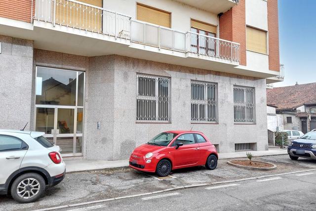 Studi privati in vendita
