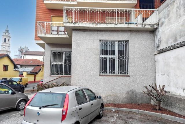 Studi privati in vendita