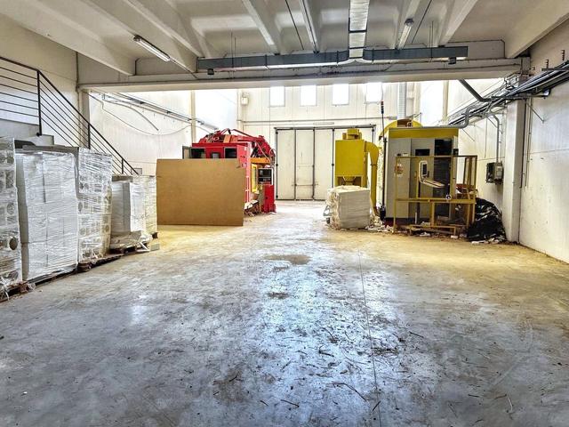 #2536281 Capannone industriale da riqualificare in vendita - foto 10
