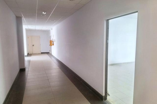 #24741 Locale all’interno di un business center in vendita - foto 10