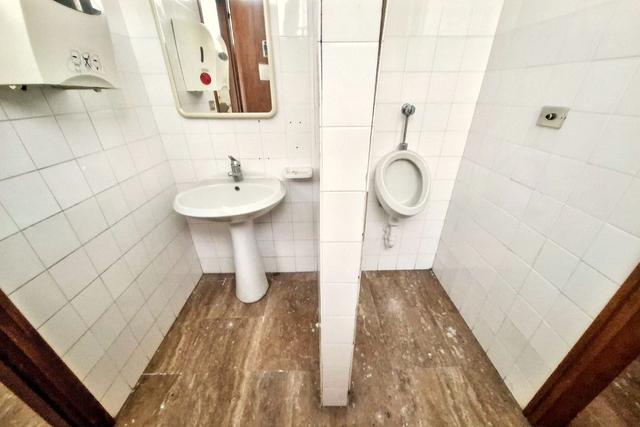 #2515000 Complesso artigianale commerciale e corte in vendita - foto 19