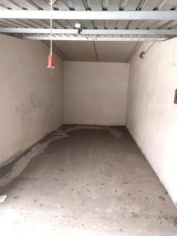 Garage in vendita