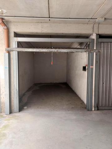 Garage in vendita