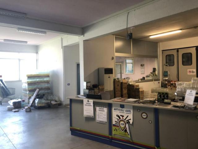 Stabilimenti produttivi in vendita