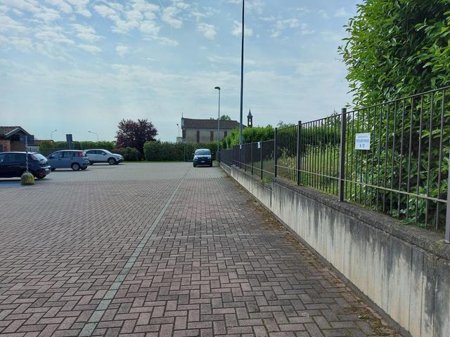 Posti auto in vendita