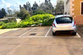 Posti auto in vendita