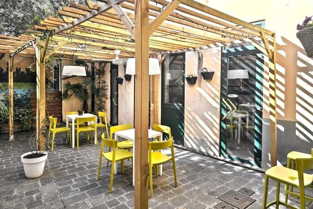 #25832 Negozio con cortile privato in centro storico in vendita - foto 1