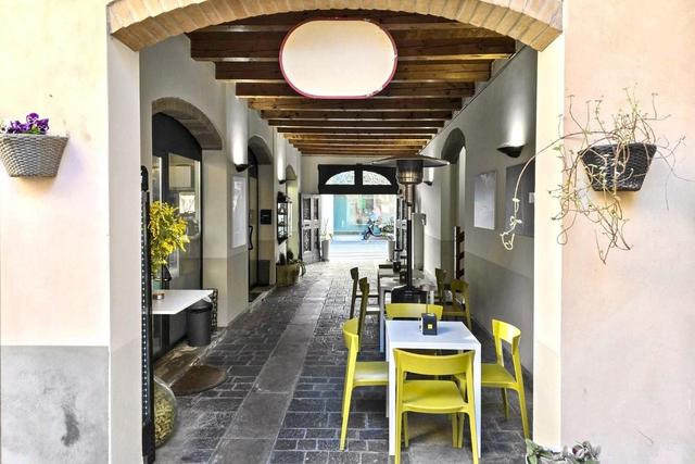 #25832 Negozio con cortile privato in centro storico in vendita - foto 5