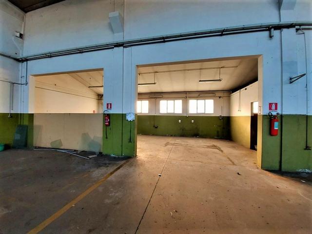 #14716 Porzione di capannone adibito ad autosalone ed officina in vendita - foto 4