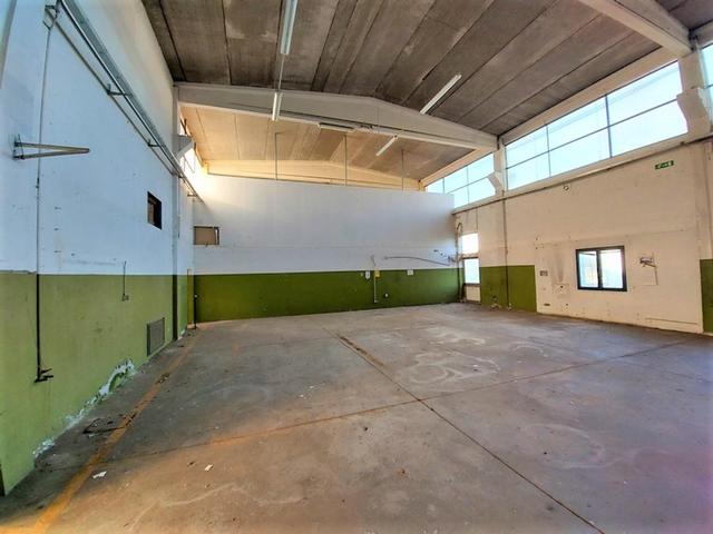 #14716 Porzione di capannone adibito ad autosalone ed officina in vendita - foto 20