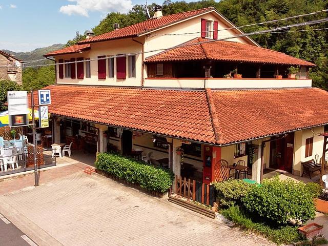 #23515 Storico bar-tabacchi-alimentari in collina in vendita - foto 1