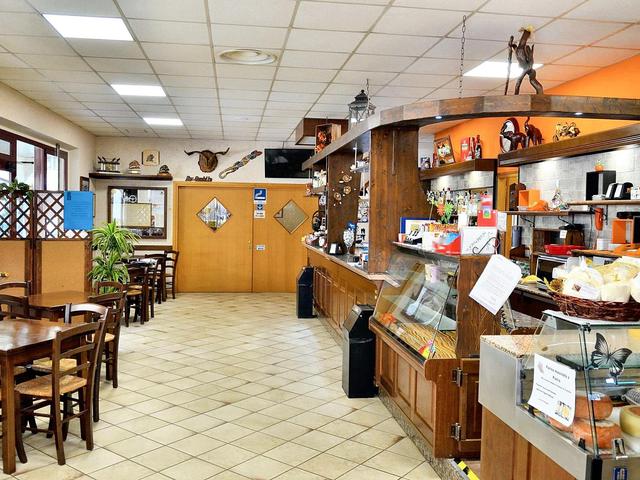 #23515 Storico bar-tabacchi-alimentari in collina in vendita - foto 2