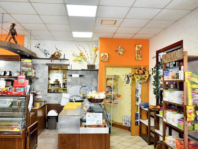 Negozi in vendita