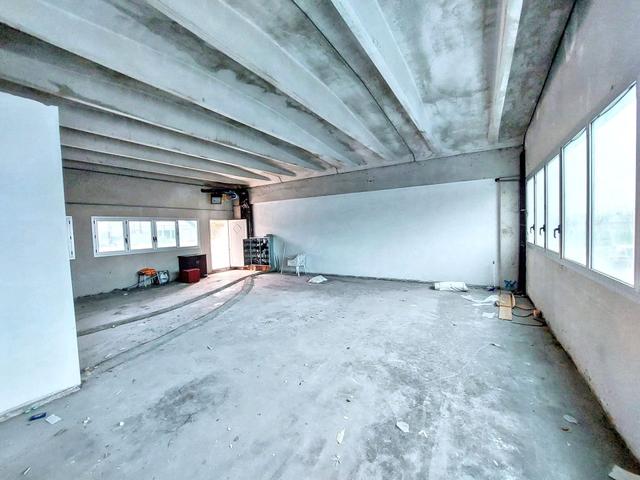 #2521003 Immobile al grezzo in complesso direzionale/commerciale in vendita - foto 3