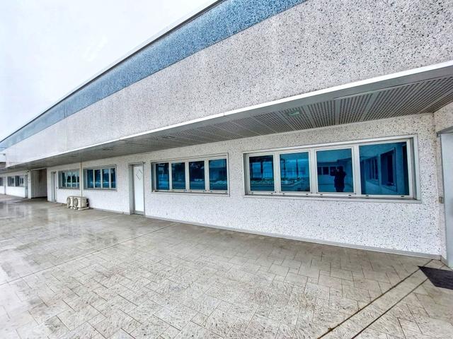 #2521003 Immobile al grezzo in complesso direzionale/commerciale in vendita - foto 11