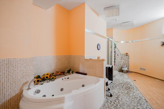 #2537513 Splendido albergo a Rieti in vendita - foto 3