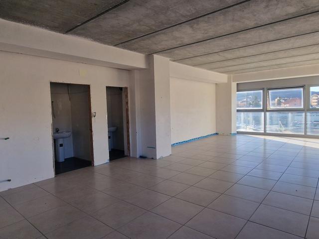 Grandi dimensioni in vendita