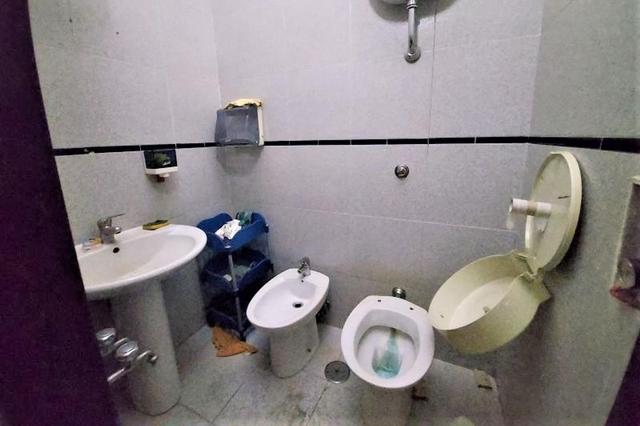 Negozi in vendita