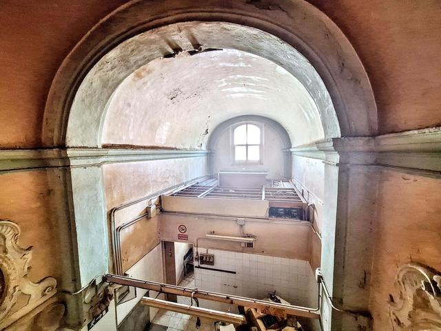 #2537125 Locale commerciale storico in vendita - foto 11