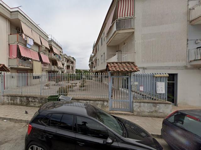 Garage in vendita