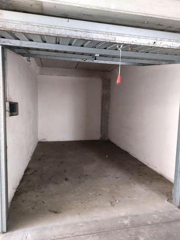 Garage in vendita