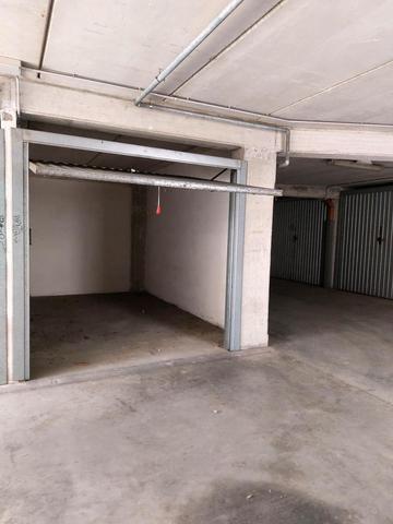 Garage in vendita