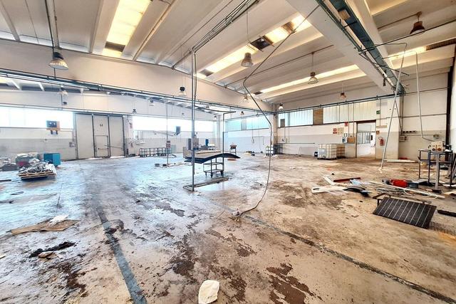 #24212 Due opifici industriali con impianto fotovoltaico in vendita - foto 8