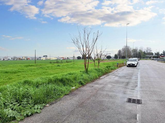 #23725 Terreno edificabile a destinazione artigianale/industriale in vendita - foto 3
