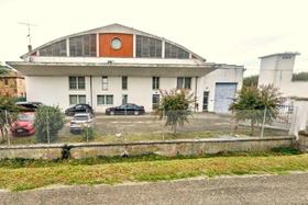 Capannoni artigianali in vendita