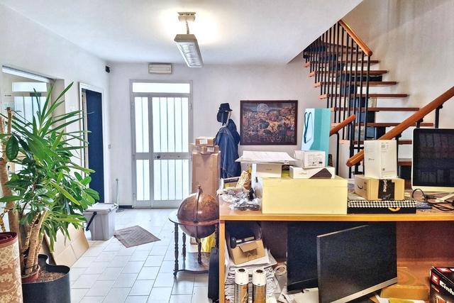 #2537584 Edificio artigianale con uffici e pertinenze in vendita - foto 4