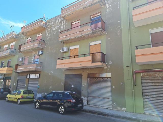 Negozi in vendita