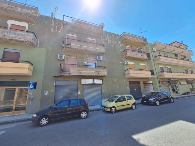 Negozi in vendita