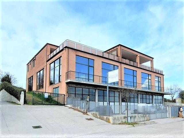 #14719 Porzione di fabbricato ad uso artigianale con area di pertinenza in vendita - foto 1