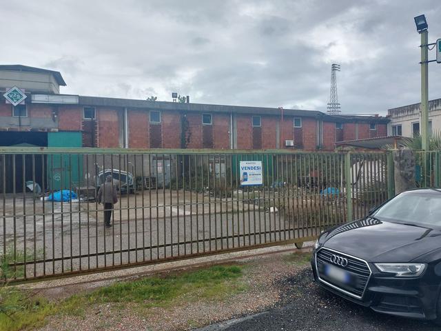 #2639144 Porzione di capannone in vendita - foto 2