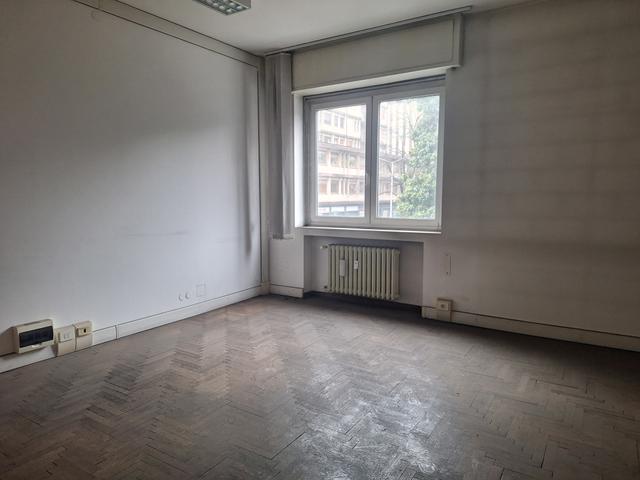#2638498 Ampio ufficio con magazzino in zona semicentrale in vendita - foto 7