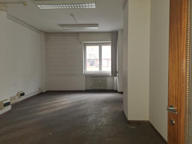 #2638498 Ampio ufficio con magazzino in zona semicentrale in vendita - foto 8