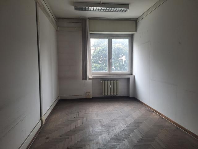 #2638498 Ampio ufficio con magazzino in zona semicentrale in vendita - foto 9