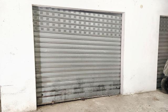 Garage in vendita