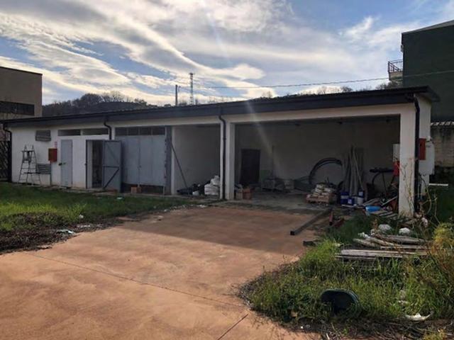 #24136 Terreno di 1.762 mq con fabbricato in vendita - foto 8