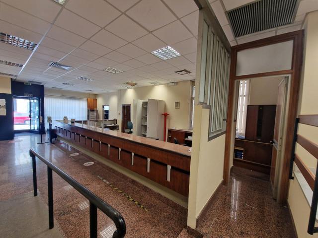 Bancari in vendita